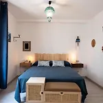 Tadawn Literary B&B 3*