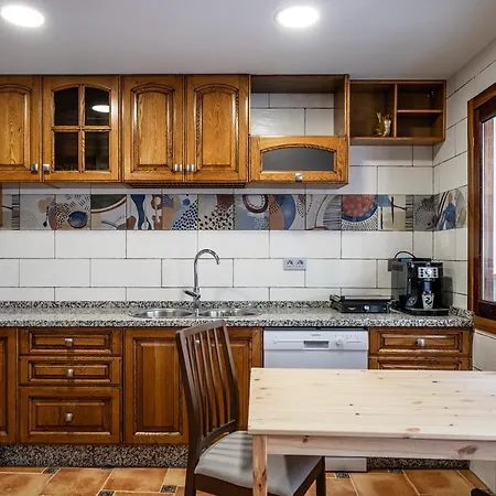 Tadawn Literary Coliving * Estepona