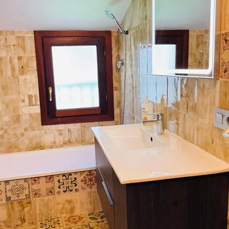 Bed & Breakfast Tadawn Literary 3*