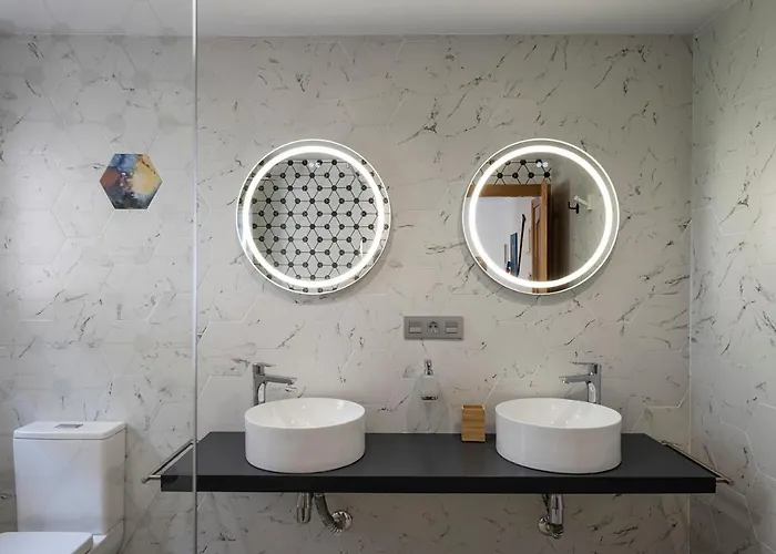 Bed & Breakfast Tadawn Literary Estepona