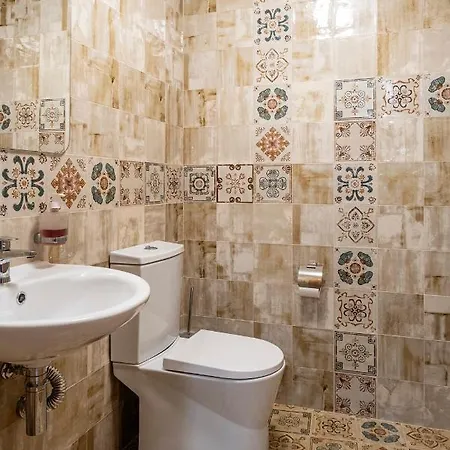 Bed & Breakfast Tadawn Literary Coliving