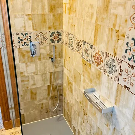 فندق مبيت وإفطار Tadawn Literary