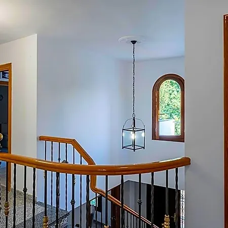Bed & Breakfast Tadawn Literary Estepona
