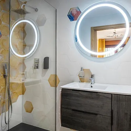 Tadawn Literary Bed & Breakfast Estepona