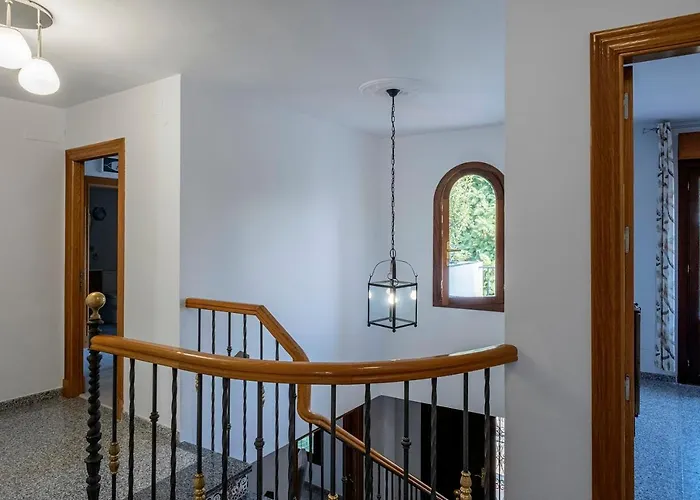 Bed & Breakfast Tadawn Literary Estepona