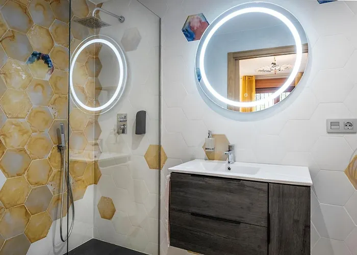 Tadawn Literary Bed & Breakfast Estepona