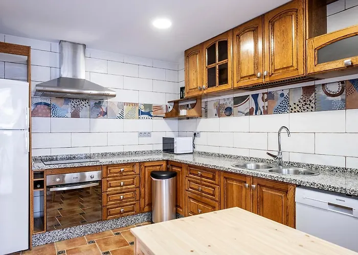 Tadawn Literary Bed & Breakfast 3*